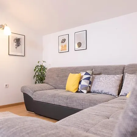 Guest house Ivo Kastela